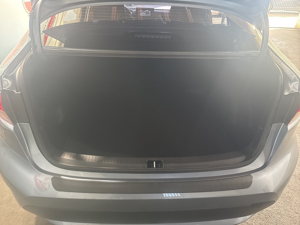 Thumbnail: 2022 Toyota Corolla - 20