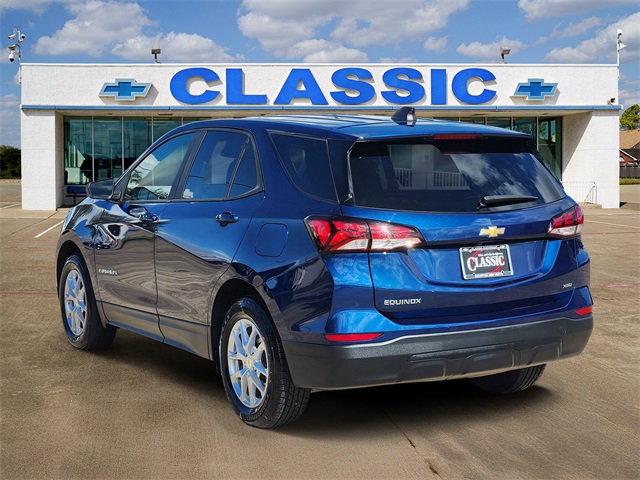 2022 Chevrolet Equinox LS - 4