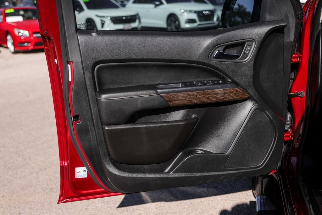 Used Car 2020 Gmc Canyon  Denali For Sale Under $35,000 In Austin, Texas