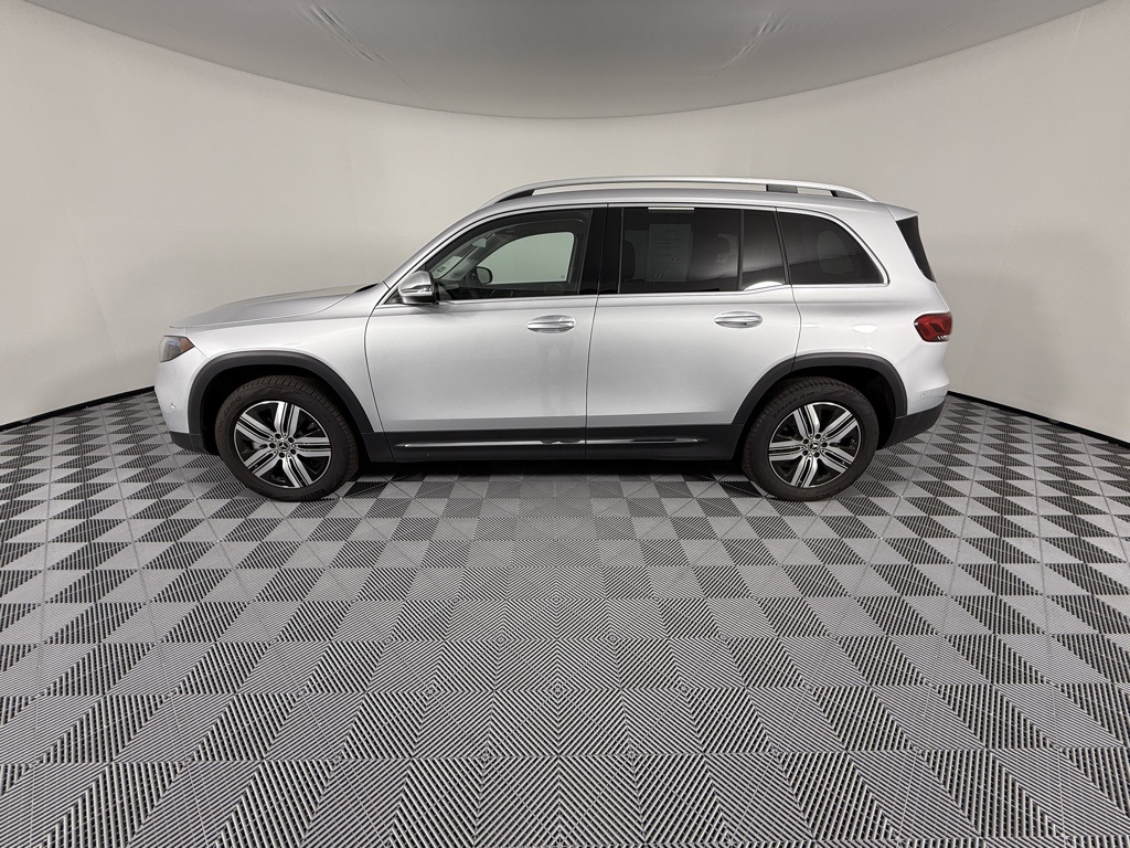 2023 Mercedes Benz EQB 300 photo 4