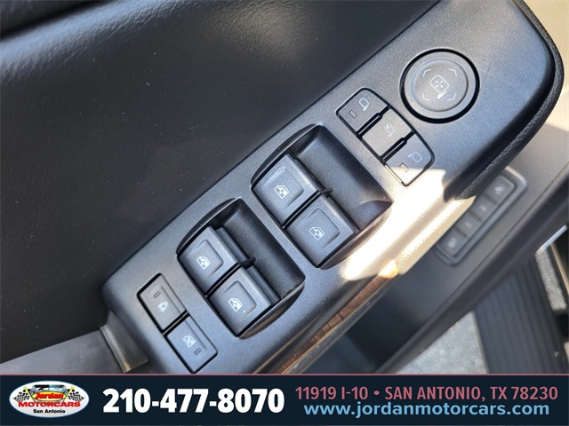 Used Car 2018 Chevrolet Tahoe  Lt For Sale Under $25,000 In San Antonio, Texas