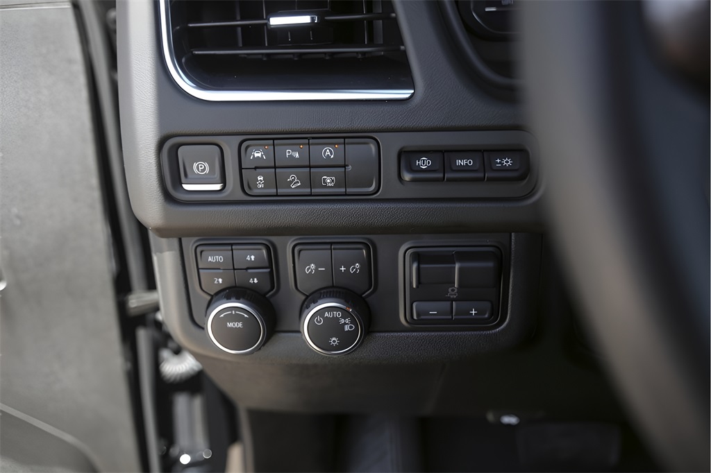 Used Car 2024 Chevrolet Tahoe  Utility 4wd 4dr High Country Four Wheel Drive For Sale Under $70,000 In Austin, Texas