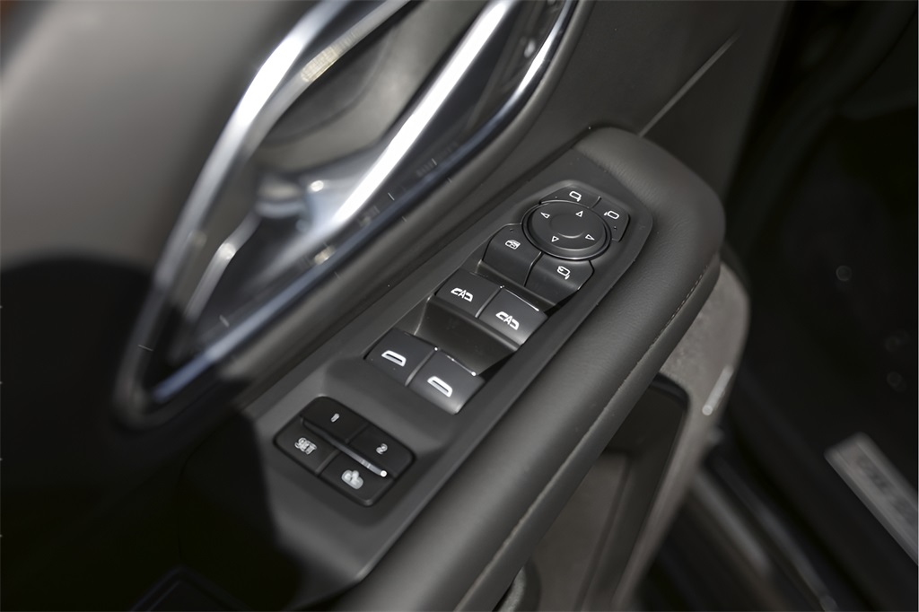 Used Car 2024 Chevrolet Tahoe  Utility 4wd 4dr High Country Four Wheel Drive For Sale Under $70,000 In Austin, Texas