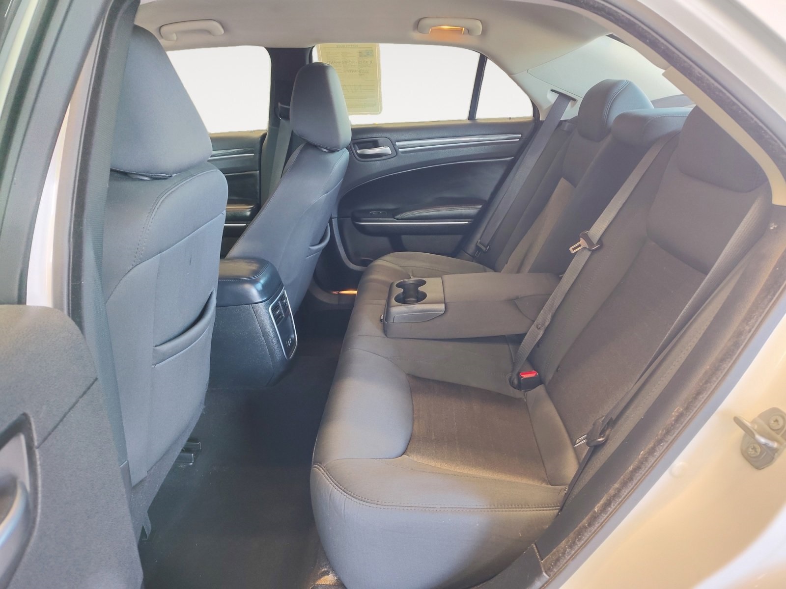 Used Car 2020 Chrysler 300  Touring For Sale Under $20,000 In San Antonio, Texas