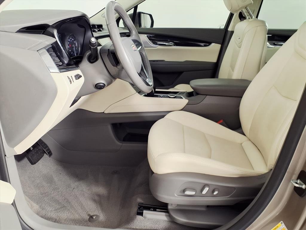 2022 Cadillac XT6 Premium Luxury Brown at Tom Peacock Cadillac