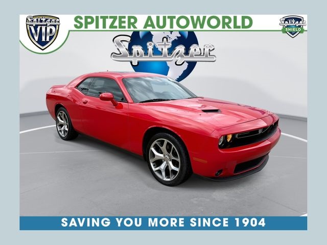 Torred Clearcoat 2016 Dodge Challenger SXT RWD Coupe Rear-Wheel Drive 8-Speed Automatic