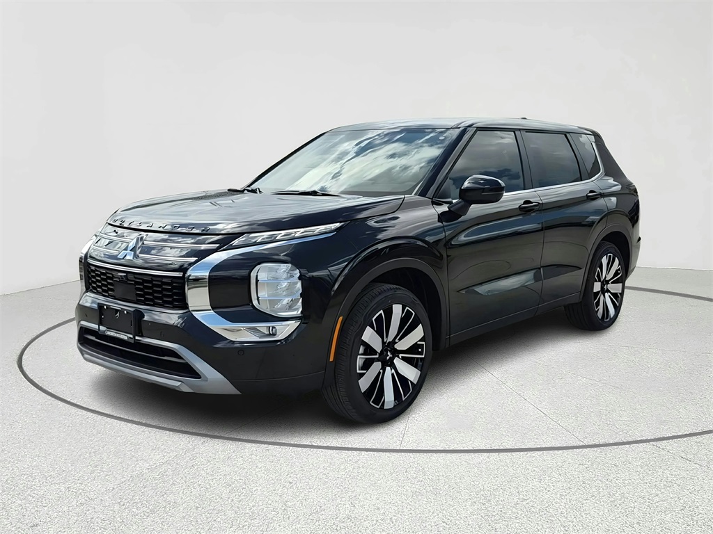 2025 Mitsubishi Outlander SE - 0