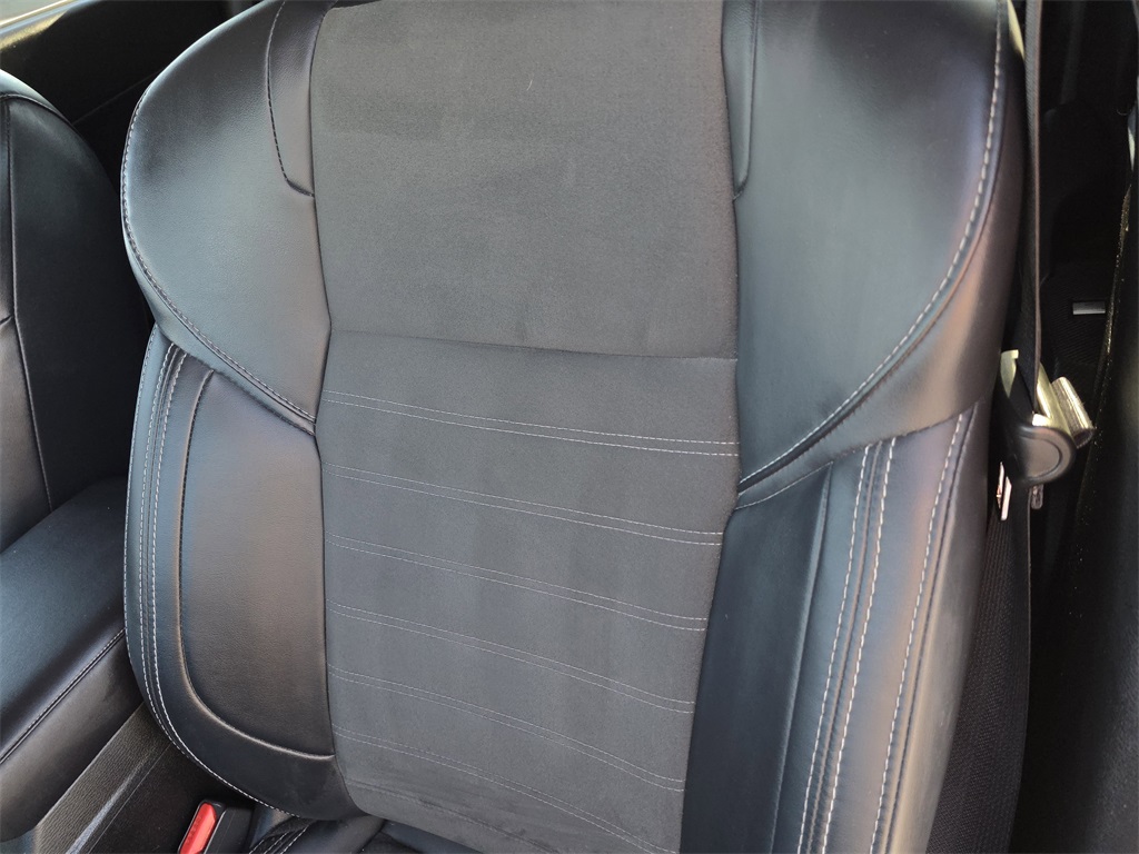 2024 Mitsubishi Outlander  Black at North Houston Mitsubishi