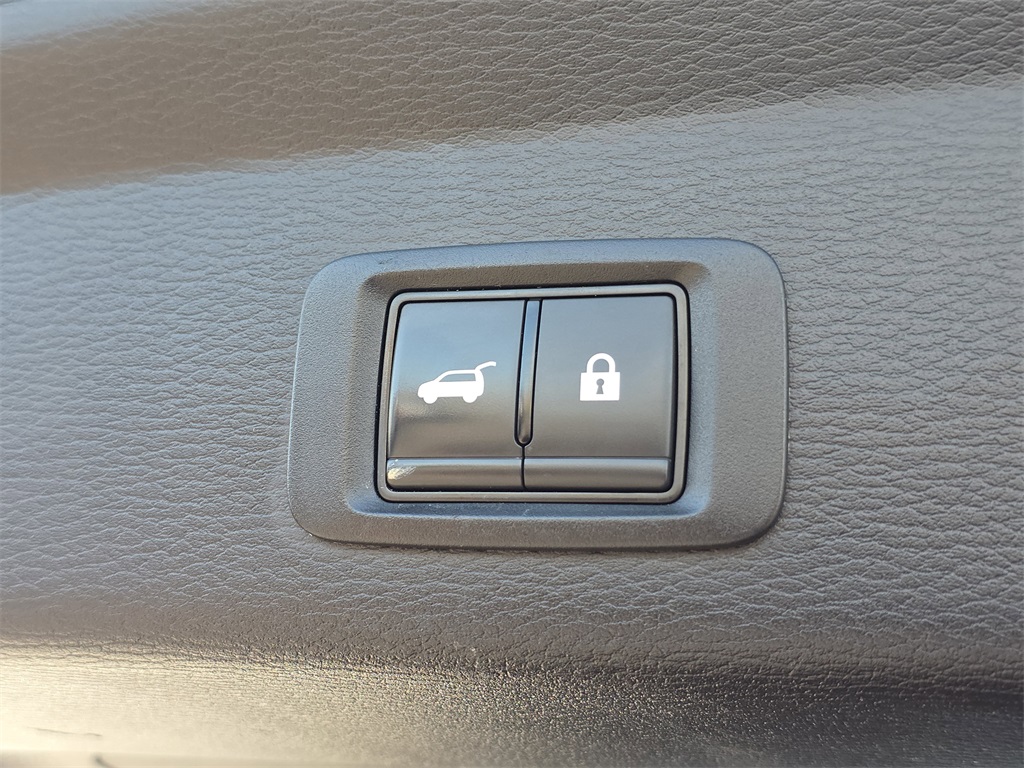 2024 Mitsubishi Outlander  Black at North Houston Mitsubishi