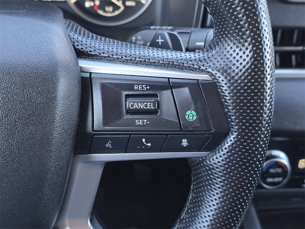 2024 Mitsubishi Outlander  Black at North Houston Mitsubishi