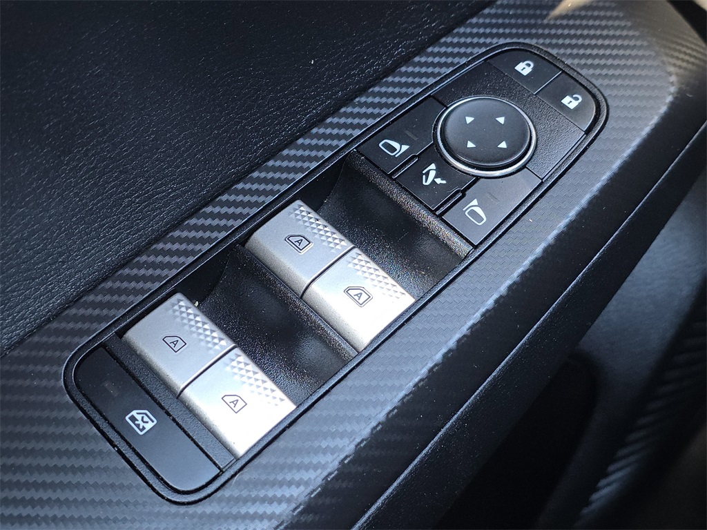 2024 Mitsubishi Outlander  Black at North Houston Mitsubishi