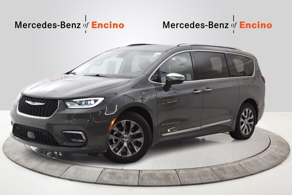 2023 Chrysler Pacifica Hybrid Pinnacle FWD