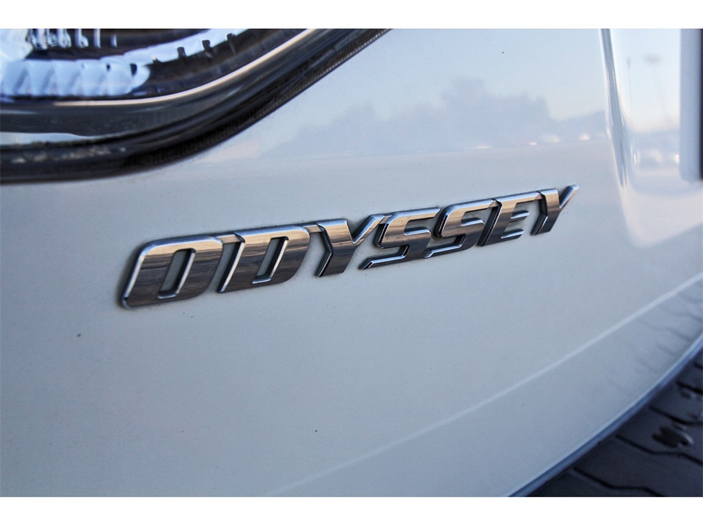 2015 Honda Odyssey Touring Silver at Ultimate Motorsports