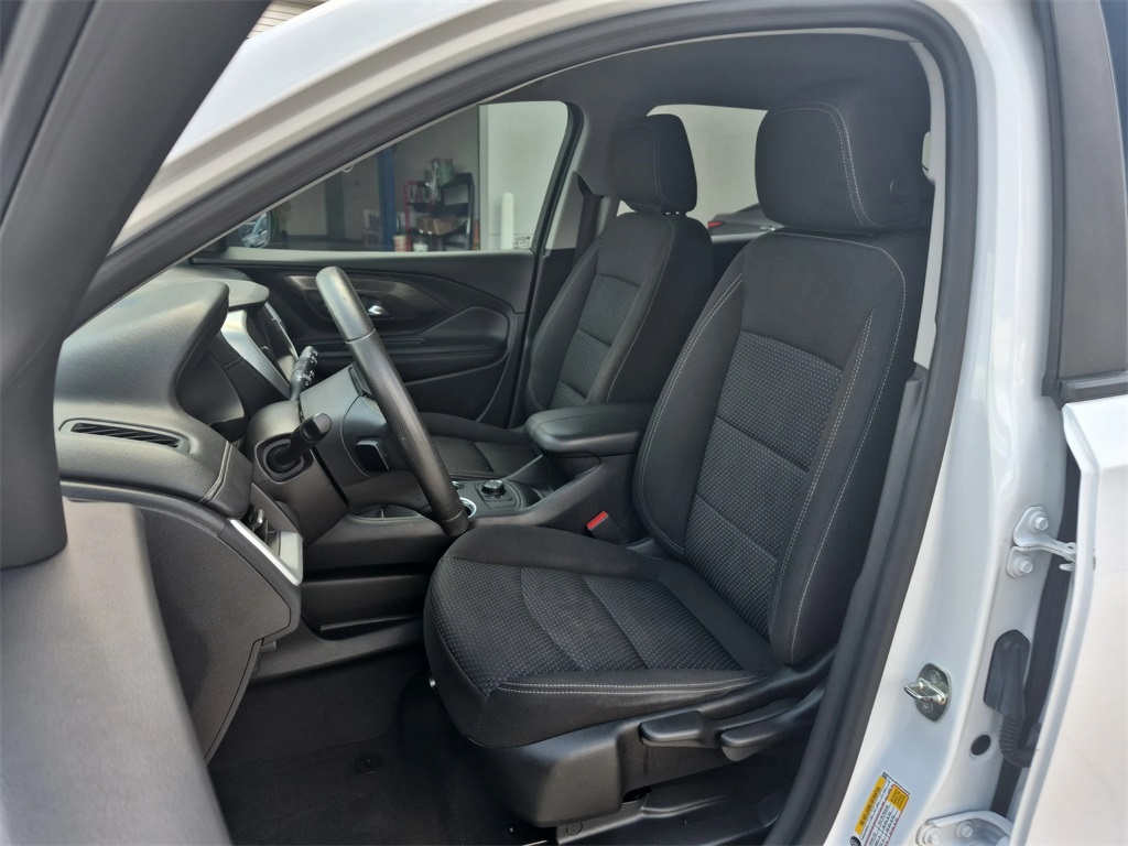 2023 GMC Terrain SLE - 9