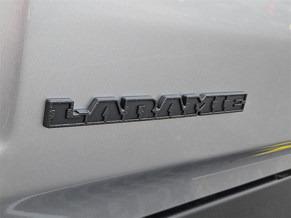 2025 Ram 1500 Laramie - 4
