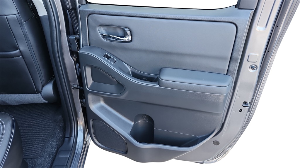 2024 Nissan Frontier