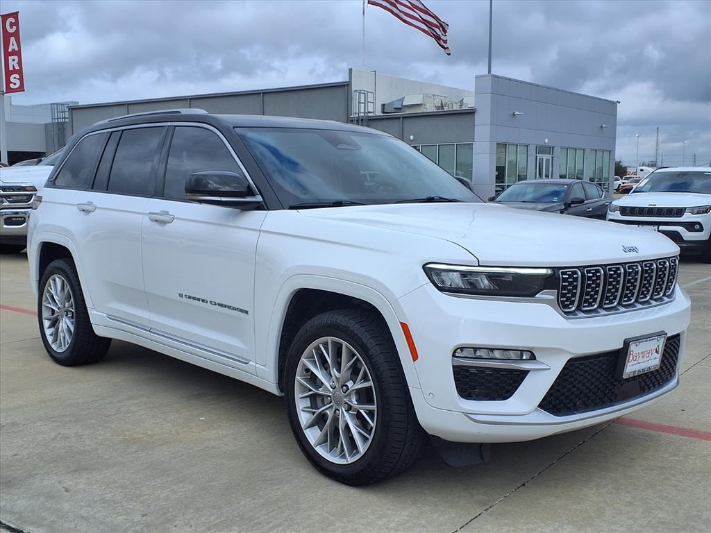 2022 Jeep Grand Cherokee Summit 4xe White at Big Star Chrysler Jeep Dodge Ram 