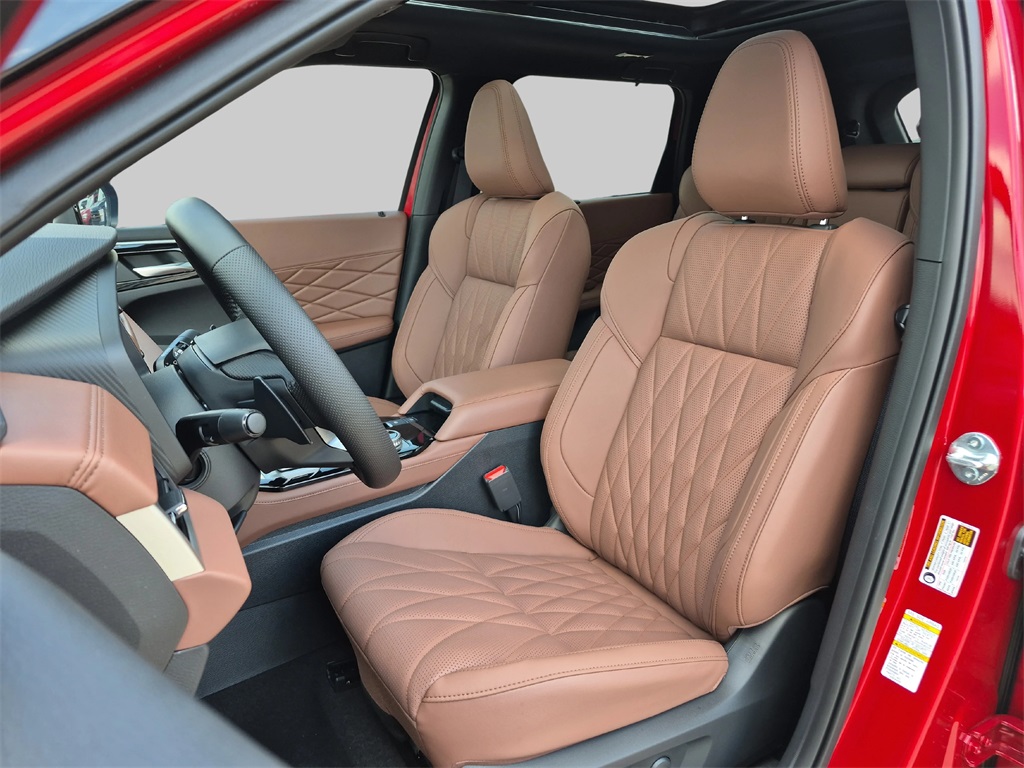 2025 Mitsubishi Outlander SEL - 9