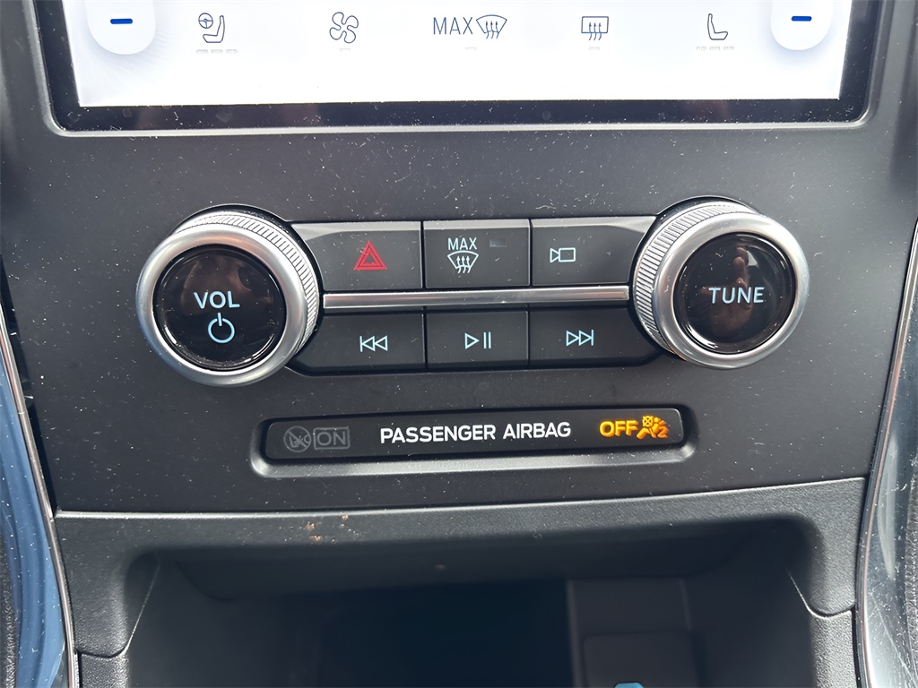 2024 Ford Edge