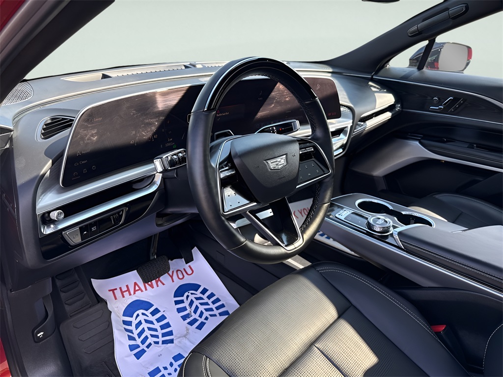 2024 Cadillac LYRIQ