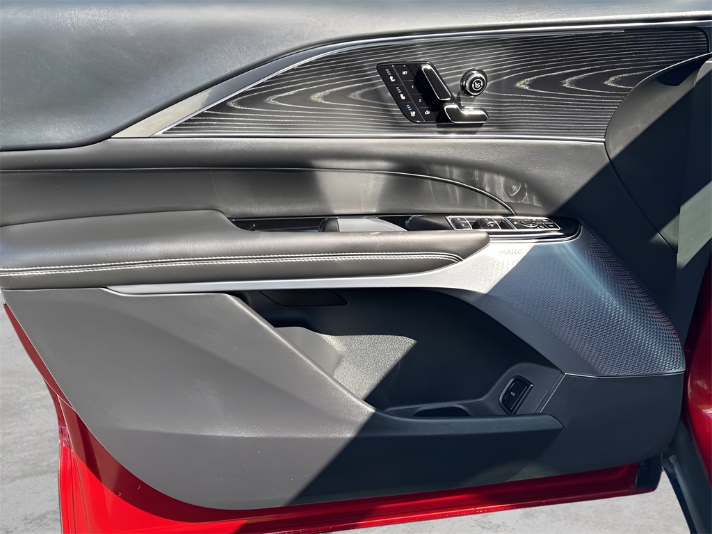 2024 Cadillac LYRIQ
