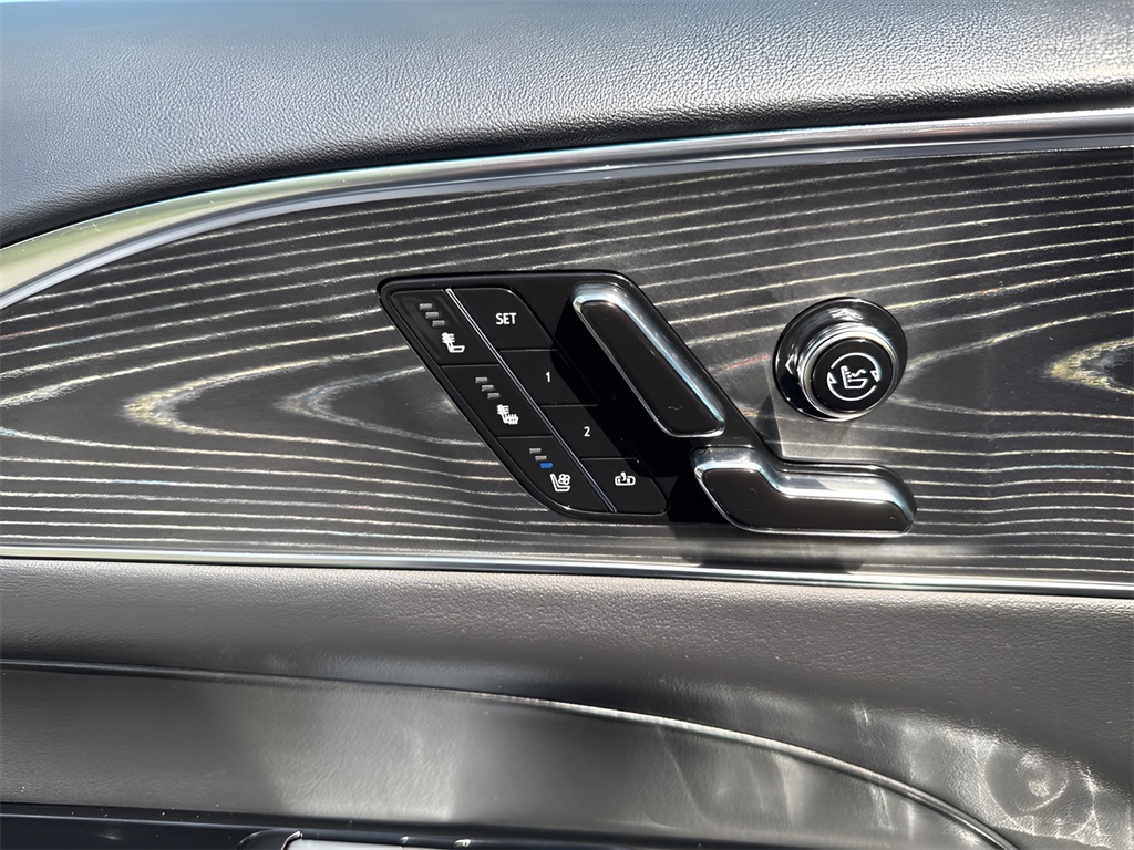 2024 Cadillac LYRIQ