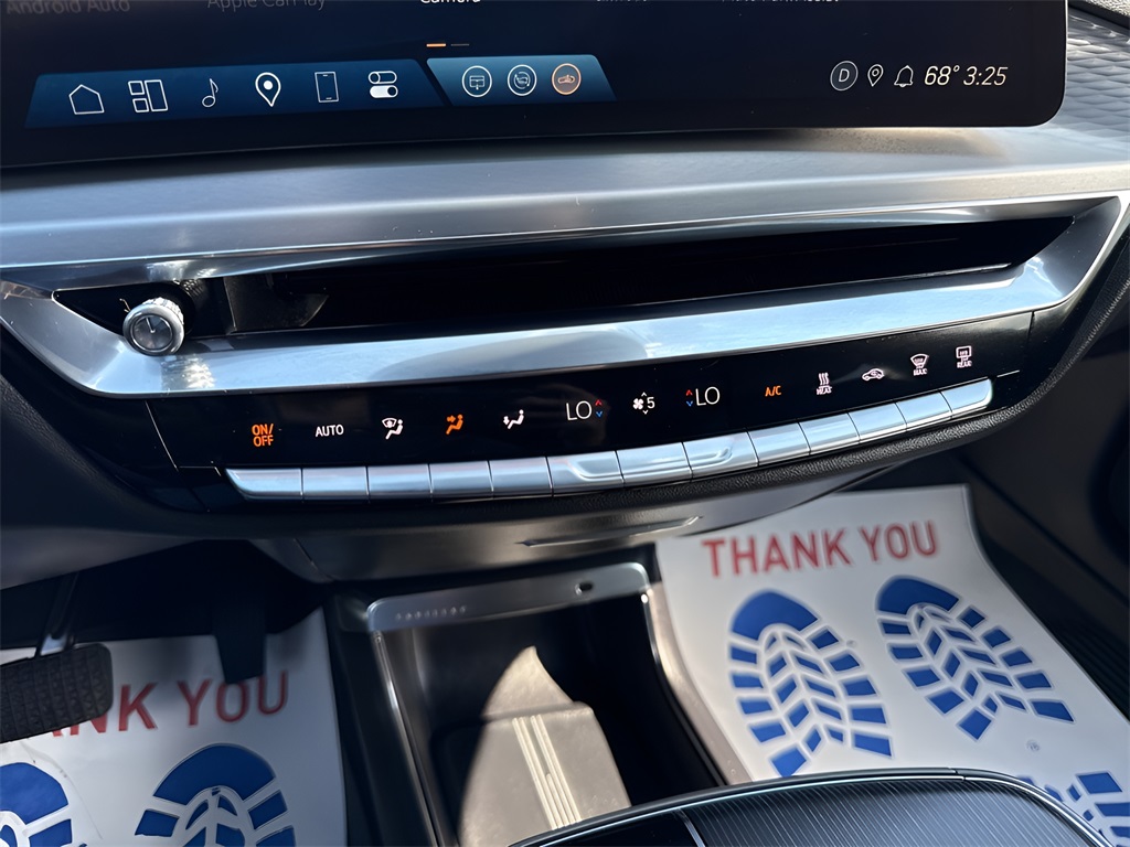 2024 Cadillac LYRIQ