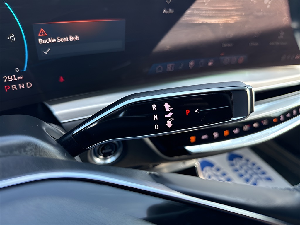 2024 Cadillac LYRIQ
