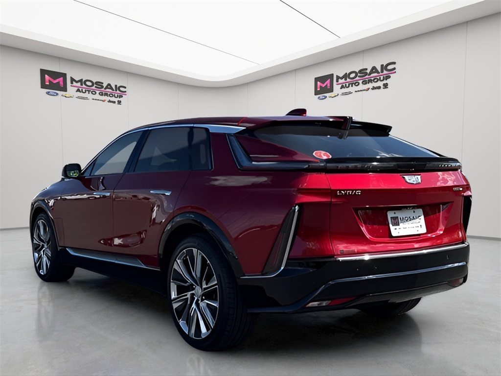 2024 Cadillac LYRIQ