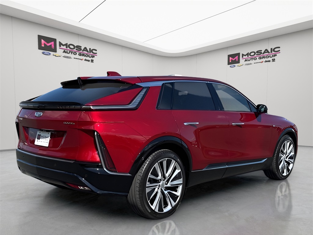 2024 Cadillac LYRIQ