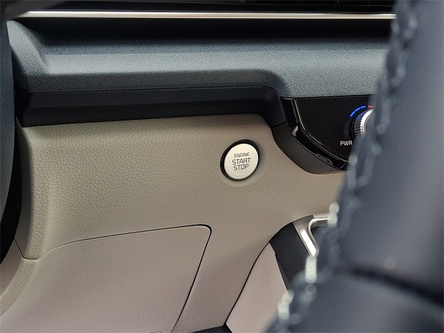 KiaCarnival Hybrid15