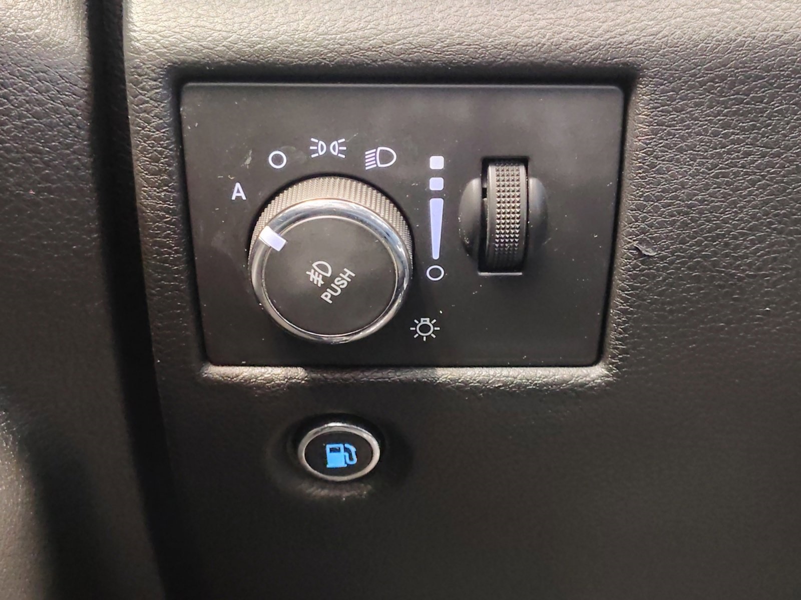 Used Car 2015 Jeep Grand Cherokee  Laredo For Sale Under $12,000 In San Antonio, Texas