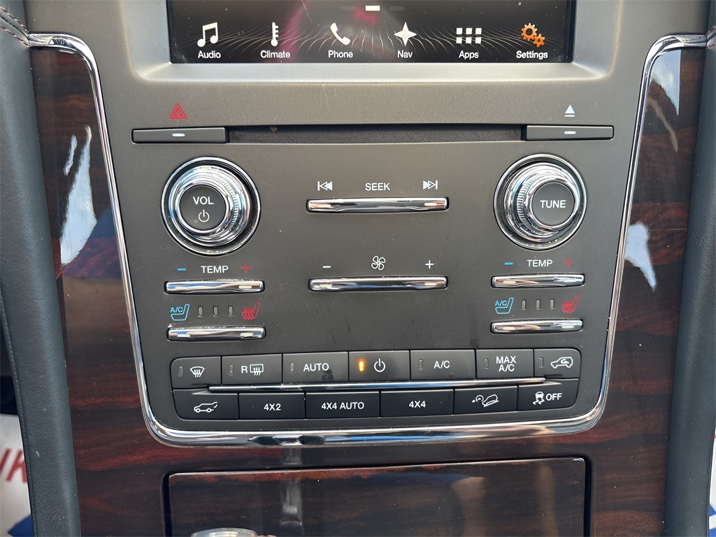 2017 Lincoln Navigator L