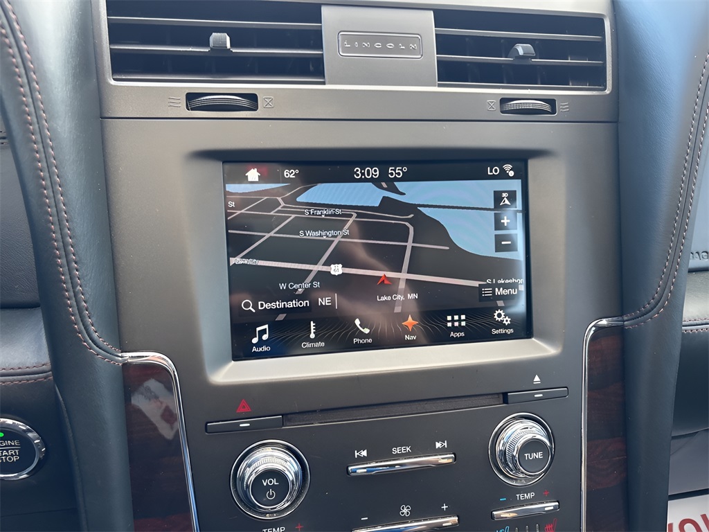 2017 Lincoln Navigator L