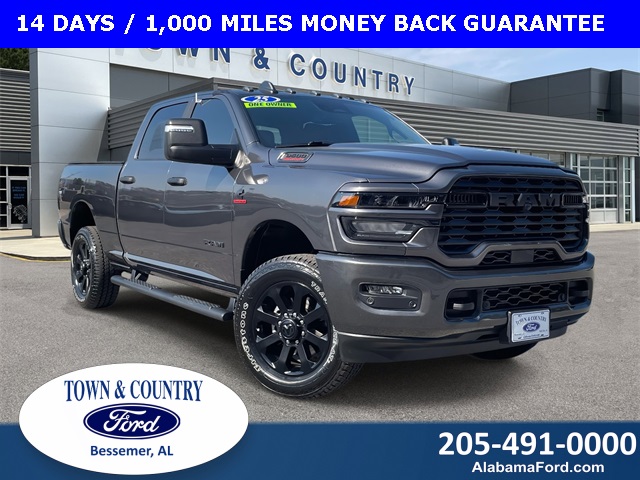 2025 RAM 3500 Big Horn Crew Cab 4WD