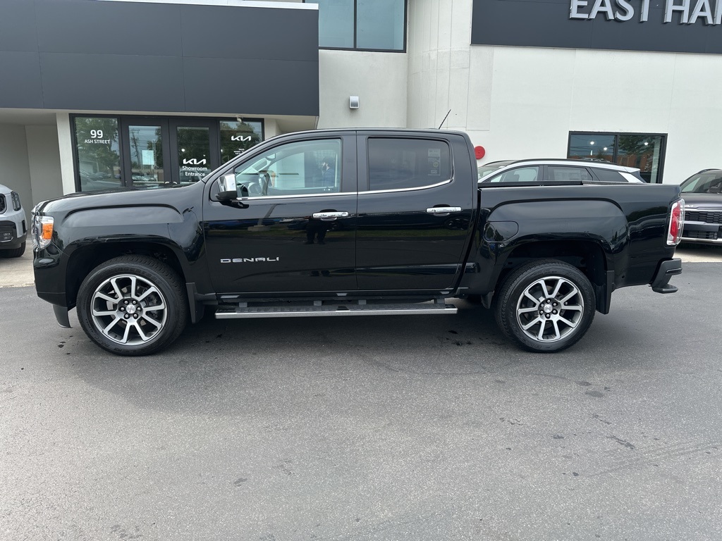 2022 Gmc Canyon Denali photo 2