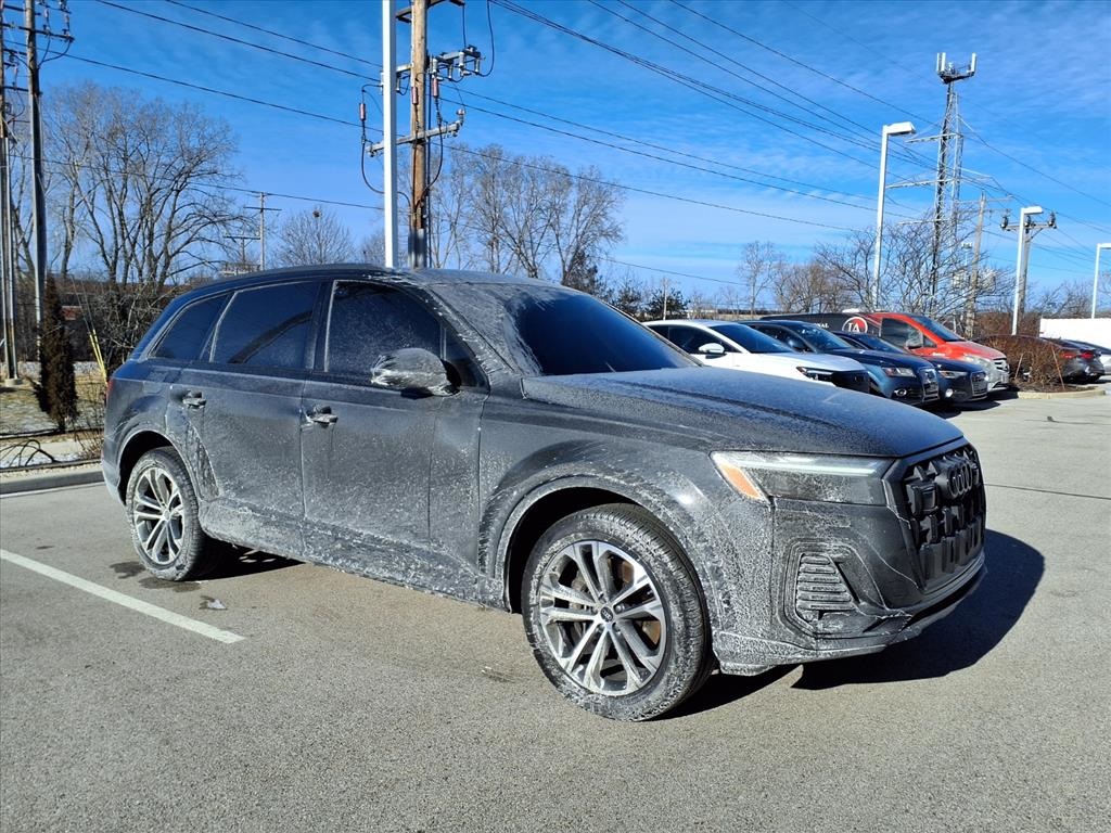 2025 Audi Q7 quattro Premium 45 TFSI