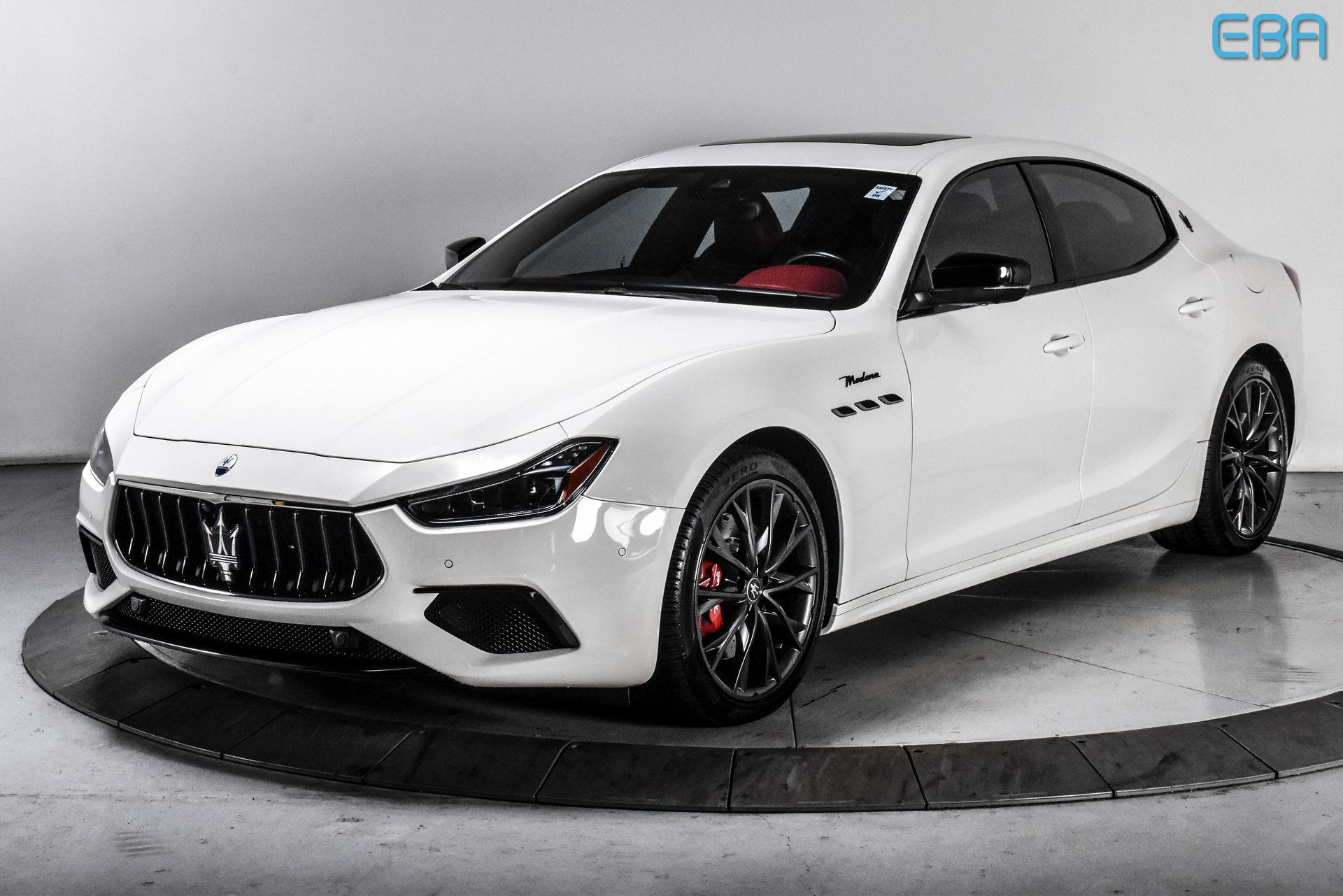 2022 Maserati Ghibli Modena Q4 photo 2