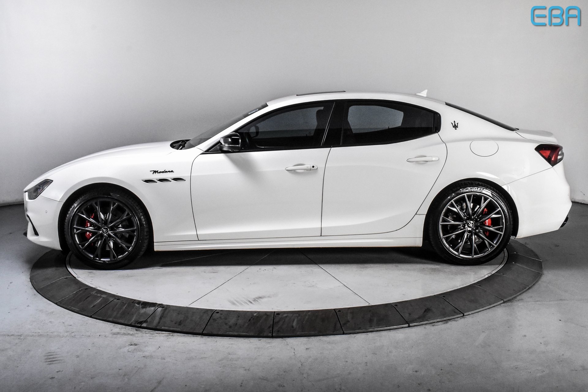 2022 Maserati Ghibli Modena Q4 photo 3