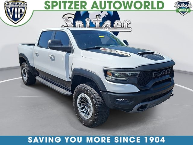 Bright White Clearcoat 2022 RAM 1500 Pickup Truck All-Wheel Drive 8-Speed Automatic