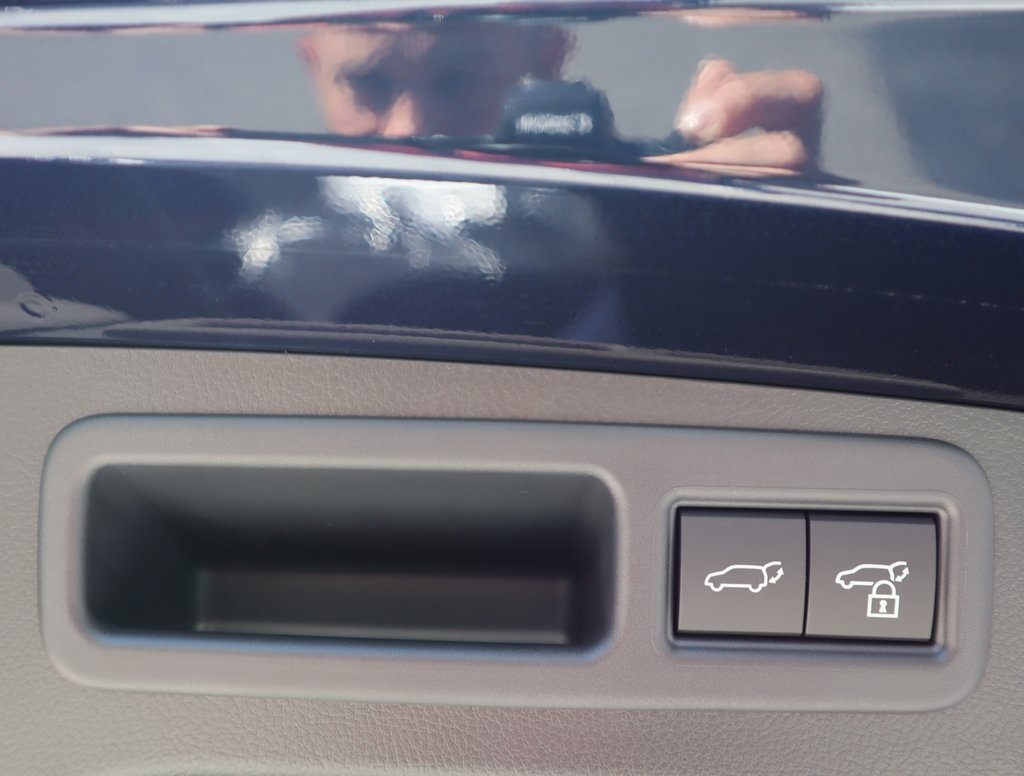 Thumbnail: 2026 Lexus RX - 20