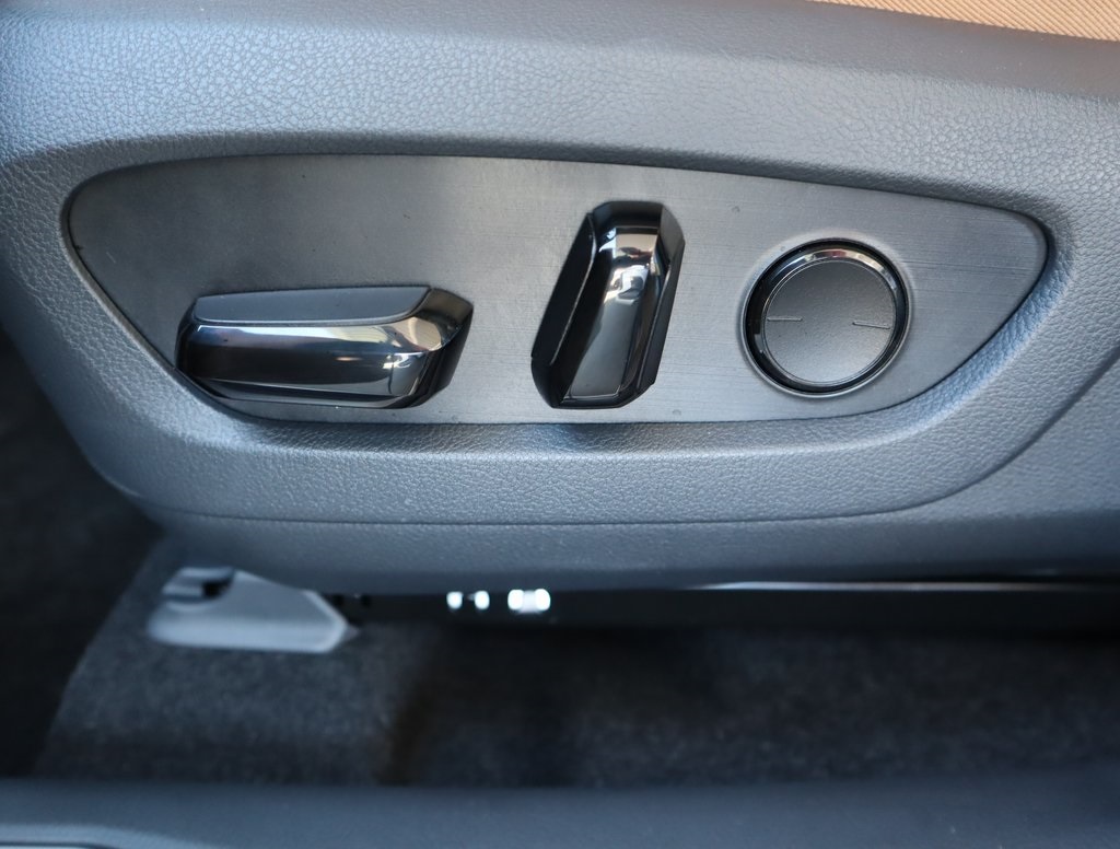 Thumbnail: 2026 Lexus RX - 28