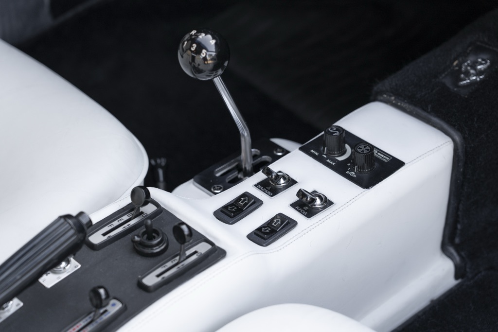 1982 Ferrari 512 BBI  - Photo 30