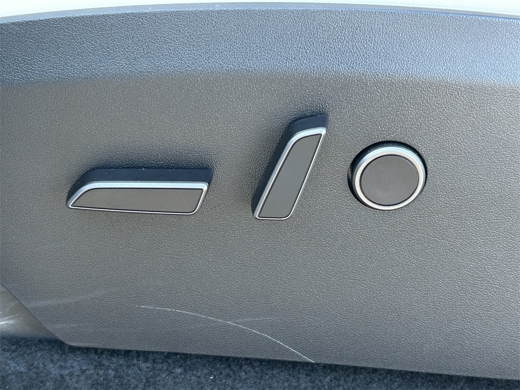 Used Car 2023 Tesla Model Y  Long Range For Sale Under $40,000 In San Marcos, Texas