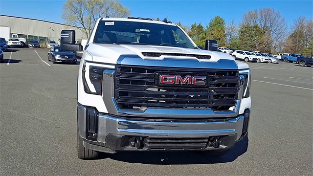 2024 GMC Sierra 3500HD Pro for sale at PATRIOT BUICK GMC OF BOYERTOWN