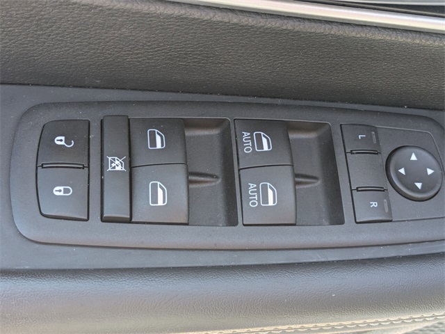 2023 Chrysler Pacifica Touring L White at Browns Ford of Amsterdam