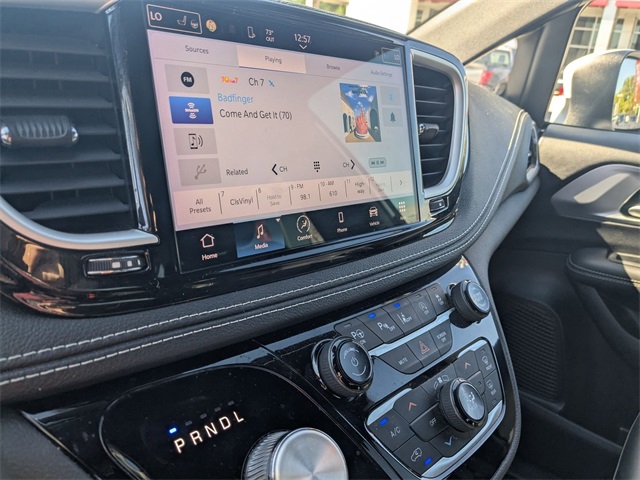 2023 Chrysler Pacifica Touring L White at Browns Ford of Amsterdam