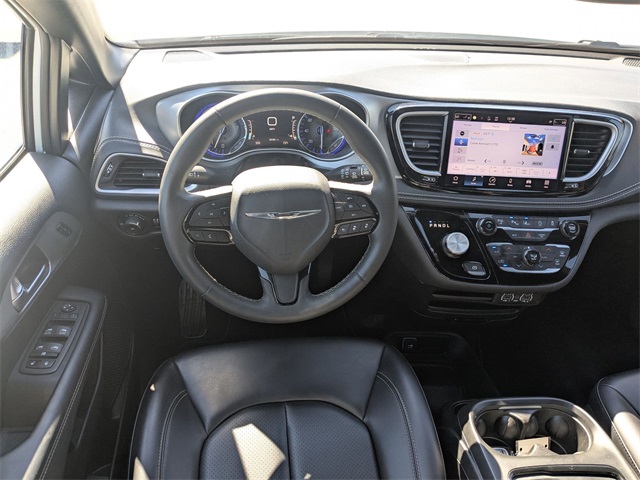 2023 Chrysler Pacifica Touring L White at Browns Ford of Amsterdam