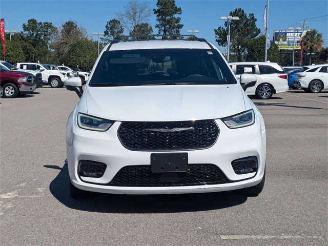 2023 Chrysler Pacifica Touring L White at Browns Ford of Amsterdam