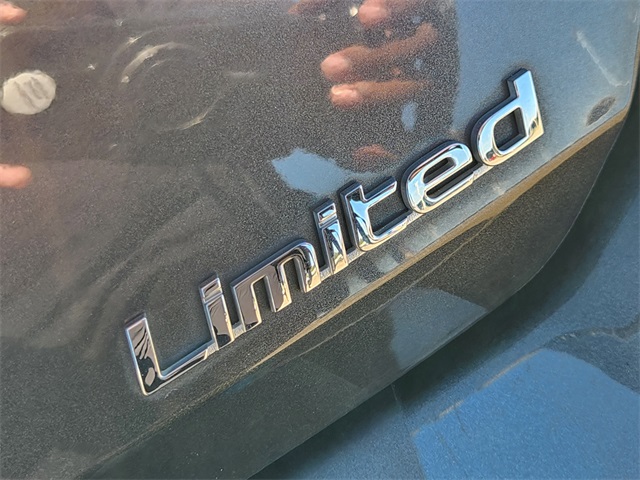 2022 Hyundai Elantra Limited Gray at Baytown Hyundai